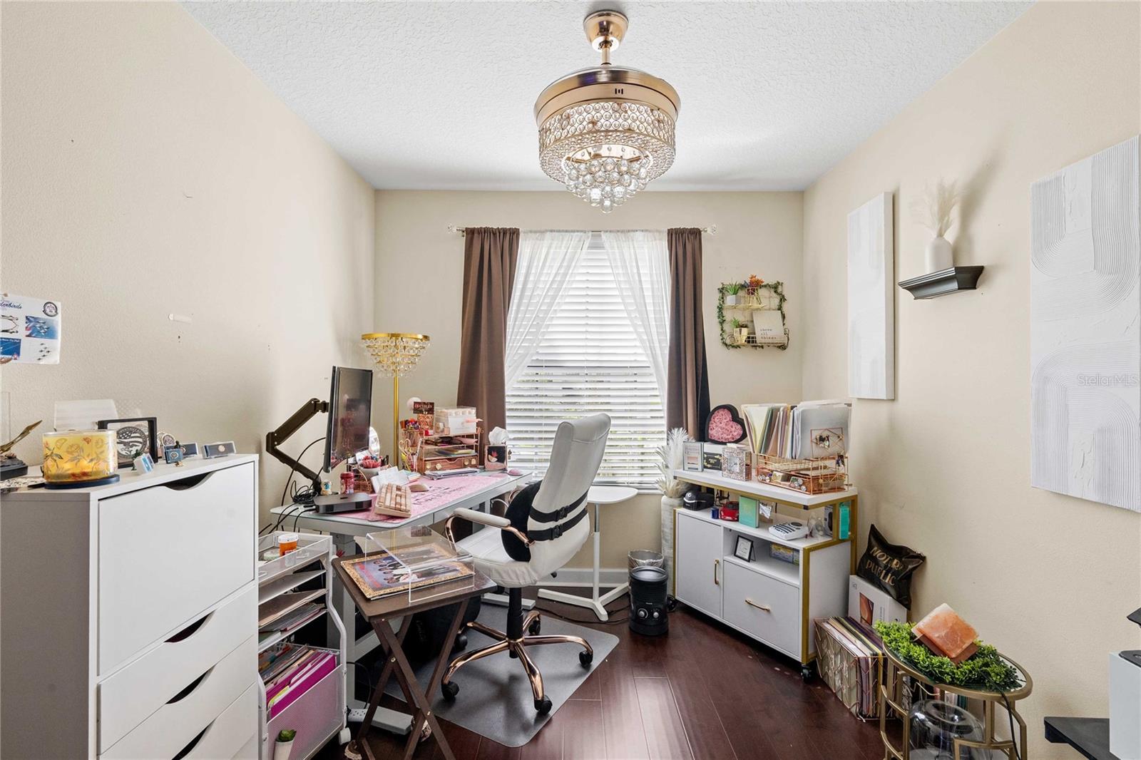 TB8532640