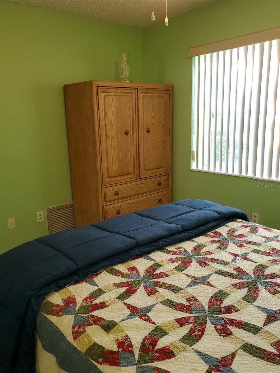 Guest bedroom