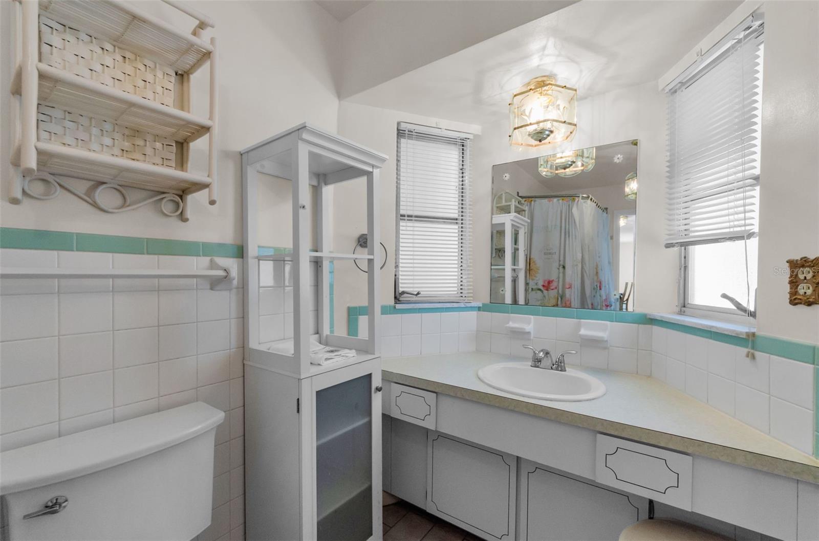 2nd bathroom